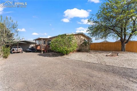 Photo of 956 S Countryside Drive, Pueblo West, CO 81007 (MLS # 8386391)
