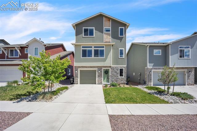 793 Grissom Drive