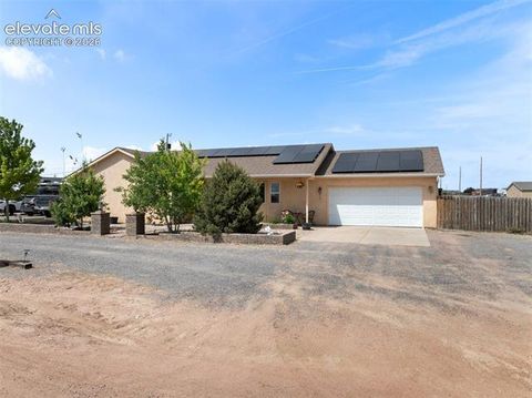 Photo of 675 E McClave Drive, Pueblo, CO 81007 (MLS # 5633635)