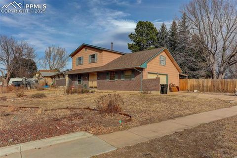 Tiny photo for 2801 Dawn Drive, Colorado Springs, CO 80918 (MLS # 4405789)