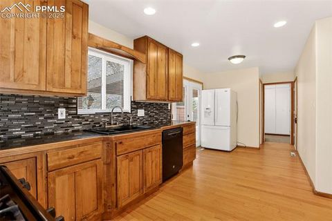 Tiny photo for 2801 Dawn Drive, Colorado Springs, CO 80918 (MLS # 4405789)