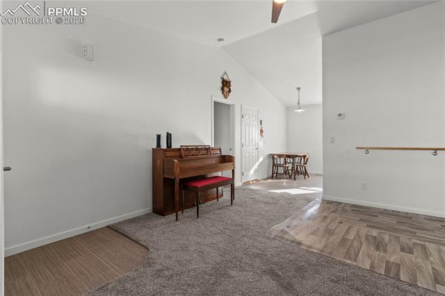 821 N Raynolds Avenue