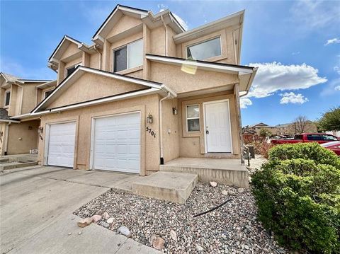 Photo of 5701 Pepperdine Point, Colorado Springs, CO 80918 (MLS # 5897890)
