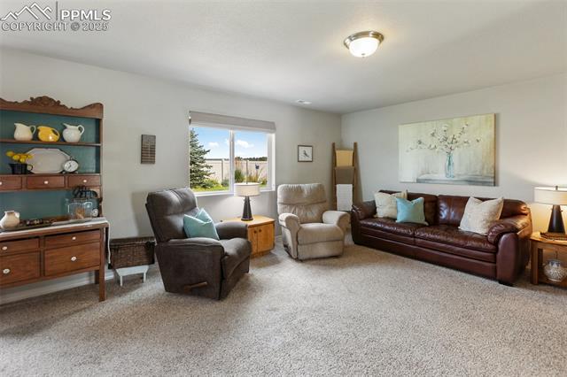 6812 Oak Vine Court