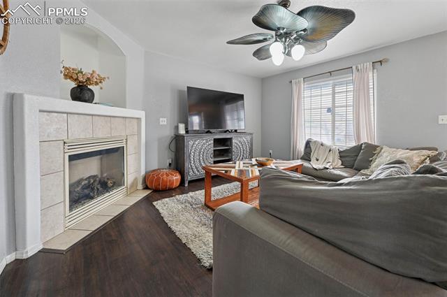 1130 Legend Oak Drive