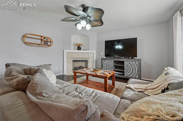 1130 Legend Oak Drive