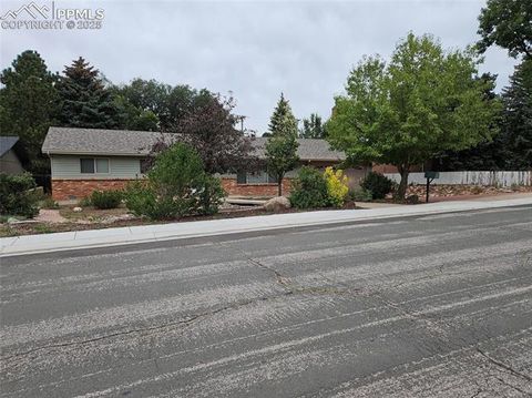 Photo of 1114 Pioneer Lane, Colorado Springs, CO 80904 (MLS # 4478771)