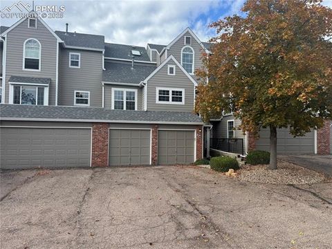 Photo of 2140 Palm Drive, Colorado Springs, CO 80918 (MLS # 5289361)