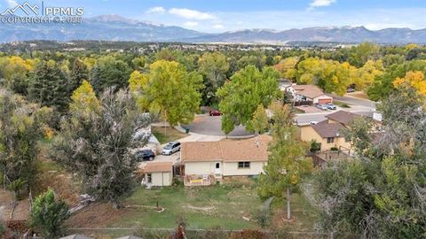 Tiny photo for 4615 N Enchanted Circle, Colorado Springs, CO 80917 (MLS # 6070481)