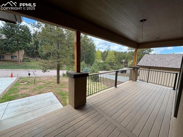 620 Misty Pines Circle