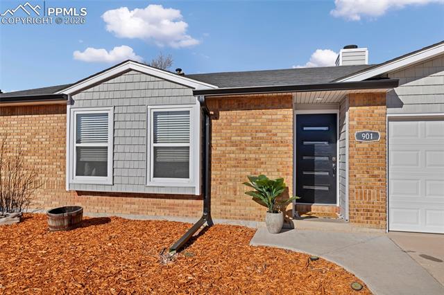 901 N Candlestar Loop