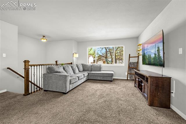 4914 Villa Circle
