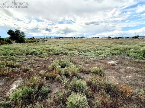 Photo of 625 S Vallejo Drive, Pueblo, CO 81007 (MLS # 9270329)