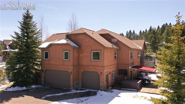 1121 Windflower Lane