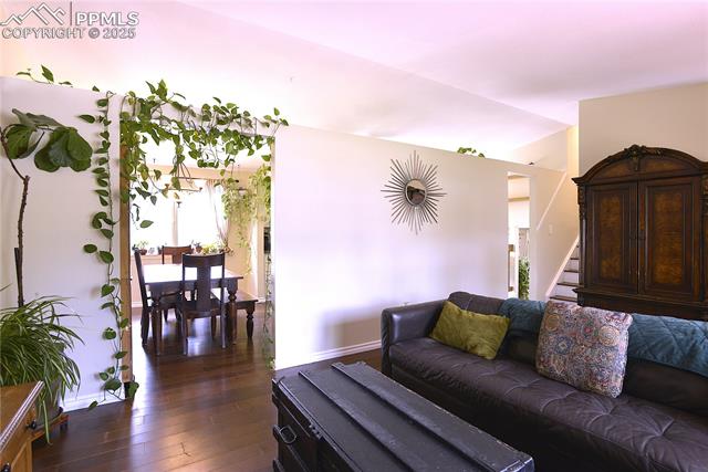 2525 Snowbird Court