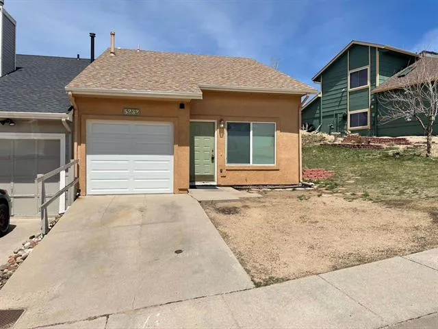 MLS: R11620386