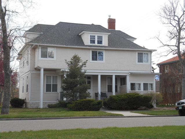 119 E Willamette Avenue Apt 3