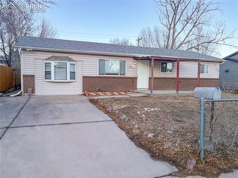 Photo of 2511 Sonoma Drive, Colorado Springs, CO 80910 (MLS # 6704811)