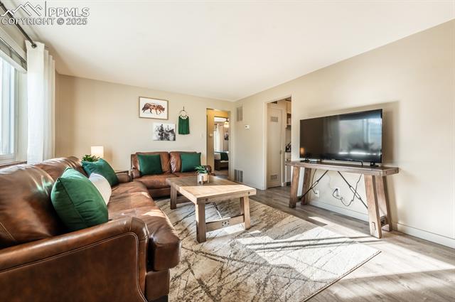 1301-1307 E Caramillo Street