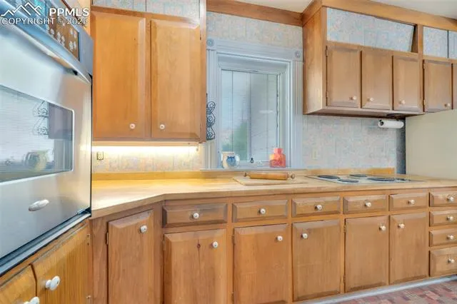 Colorado Springs, Colorado 80907, United States, 4 Bedrooms Bedrooms, ,1 BathroomBathrooms,Residential,Active,188999