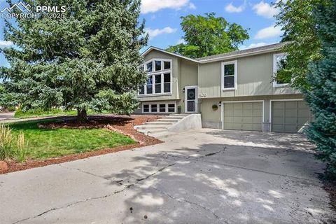 Photo of 505 Silver Spring Circle, Colorado Springs, CO 80919 (MLS # 3151427)
