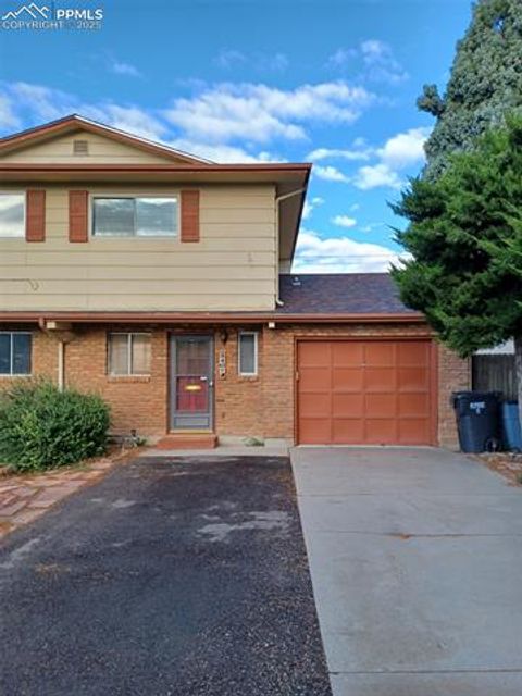 Photo of 3407 Baltimore Avenue, Pueblo, CO 81008 (MLS # 5218956)