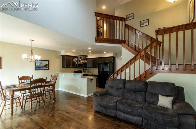 3300 W Florida Avenue 48