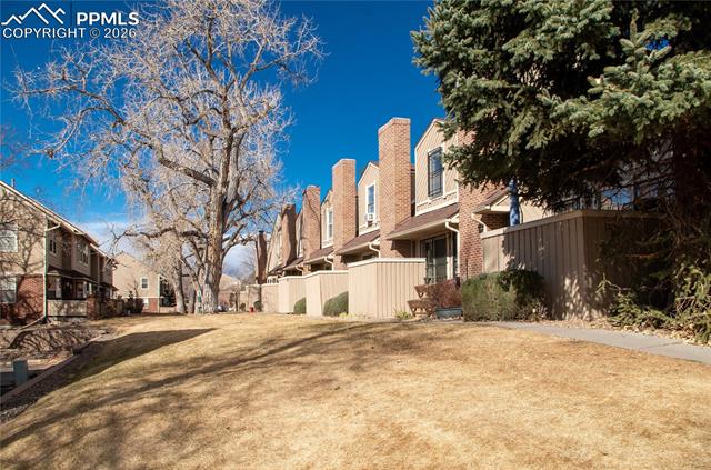 3300 W Florida Avenue 48