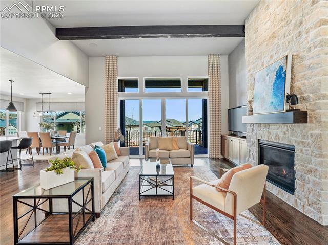 4585 Mesa Top Drive