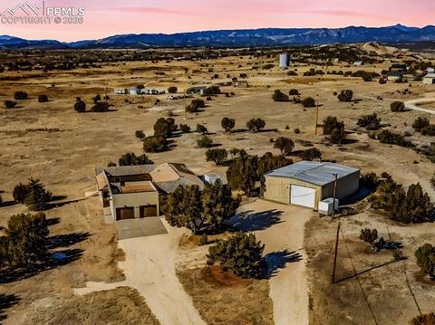 Photo of 611 Q Street, Penrose, CO 81240 (MLS # 1309962)