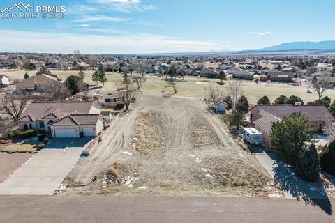 Photo of 450 W Pin High Drive, Pueblo West, CO 81007 (MLS # 8802955)