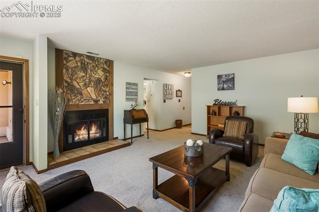 6946 Gayle Lyn Lane
