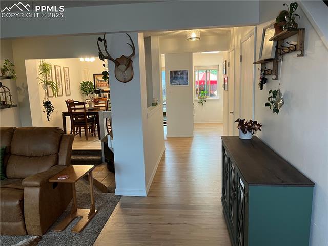 906 London Green Way