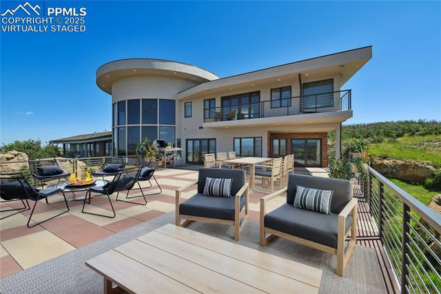 1175 Ridge Oaks Drive