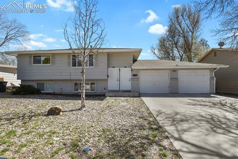 Photo of 1309 Tappan Circle, Colorado Springs, CO 80909 (MLS # 9900438)