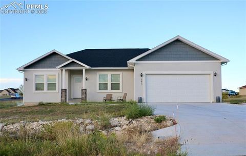 Photo of 295 W Acorn Drive, Pueblo, CO 81007 (MLS # 5901877) Photo of 295 W Acorn Drive, Pueblo, CO 81007 (MLS # 5901877)