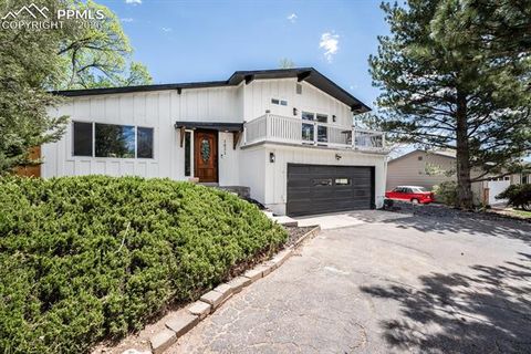 Tiny photo for 1021 Pioneer Lane, Colorado Springs, CO 80904 (MLS # 6002014)