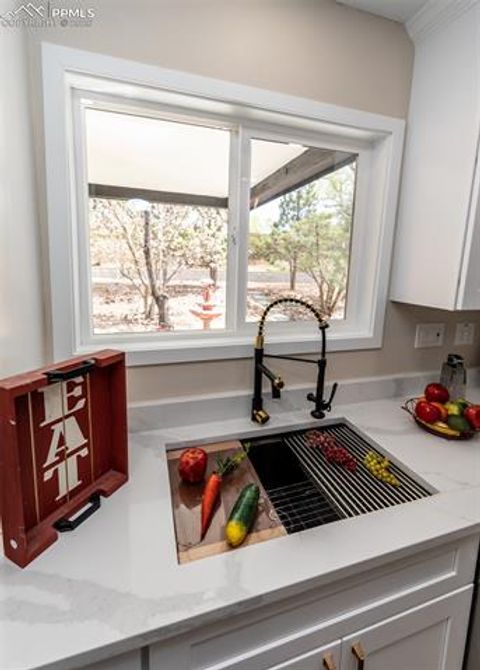 Tiny photo for 1021 Pioneer Lane, Colorado Springs, CO 80904 (MLS # 6002014)