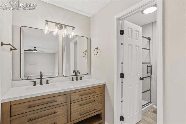 8735 CHAPEL SQUARE Court