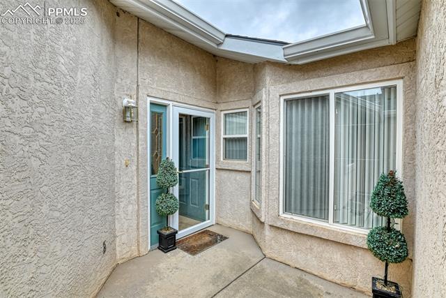924 Tabor Place