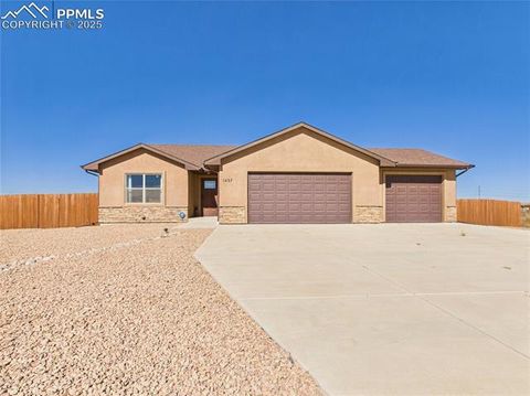 Photo of 1437 E Escondido Drive, Pueblo West, CO 81007 (MLS # 2882645) Photo of 1437 E Escondido Drive, Pueblo West, CO 81007 (MLS # 2882645)