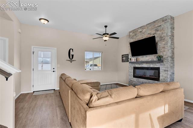 1712 Kingfisher Lane