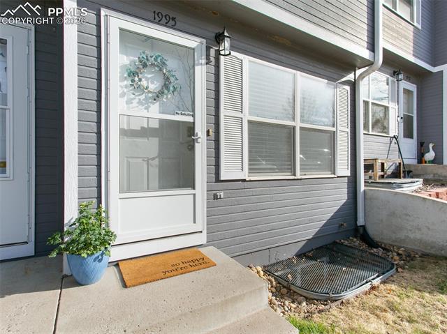 1995 Oakcrest Circle