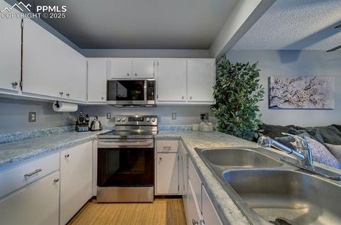 Tiny photo for 2012 Erin Loop, Colorado Springs, CO 80918 (MLS # 8034398)