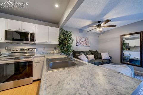 Tiny photo for 2012 Erin Loop, Colorado Springs, CO 80918 (MLS # 8034398)