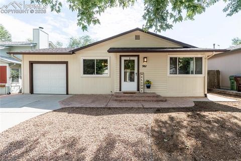 Photo of 961 Columbine Avenue, Colorado Springs, CO 80904 (MLS # 2668150)