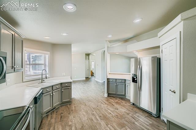 7775 Grizzly Bear Point