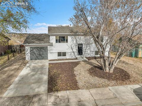 Photo of 1910 S Chamberlin, Colorado Springs, CO 80906 (MLS # 9052284)
