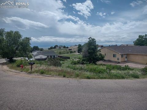 Photo of 212 W Harmony Drive, Pueblo West, CO 81007 (MLS # 5568845) Photo of 212 W Harmony Drive, Pueblo West, CO 81007 (MLS # 5568845)