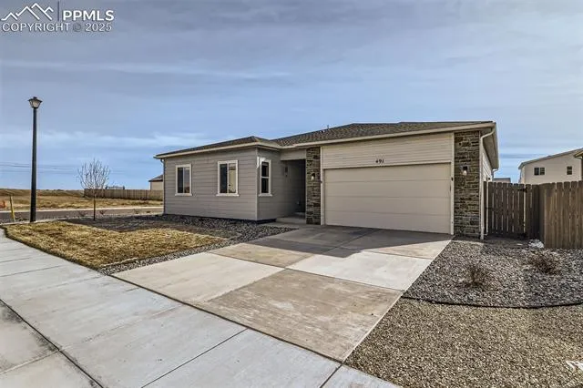 Calhan, Colorado 80808, United States, 4 Bedrooms Bedrooms, ,3 BathroomsBathrooms,Residential,Active,94097